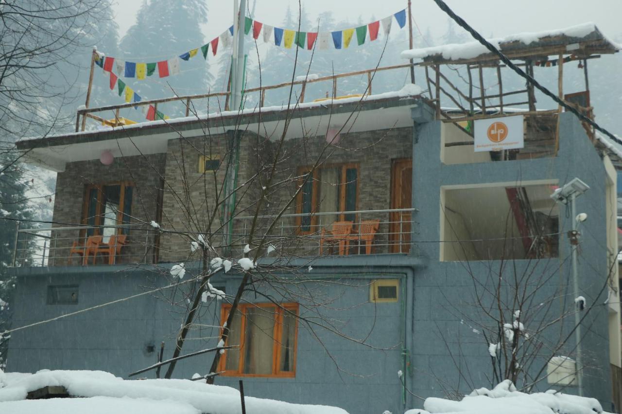 Backpackers Headquarter Manali Hostel ภายนอก รูปภาพ